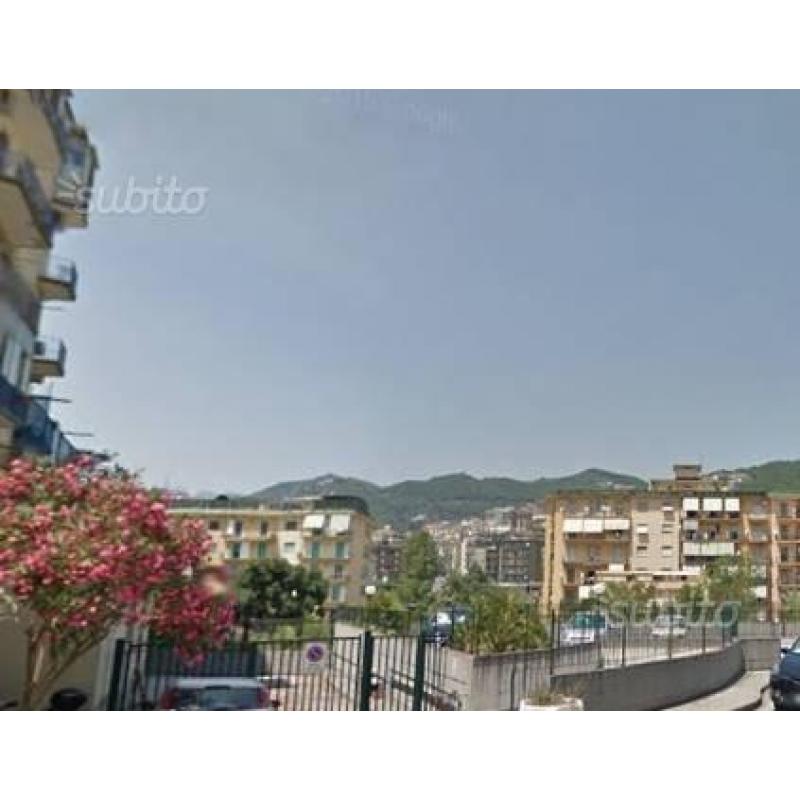 Salerno-via Liguori- 5 vani