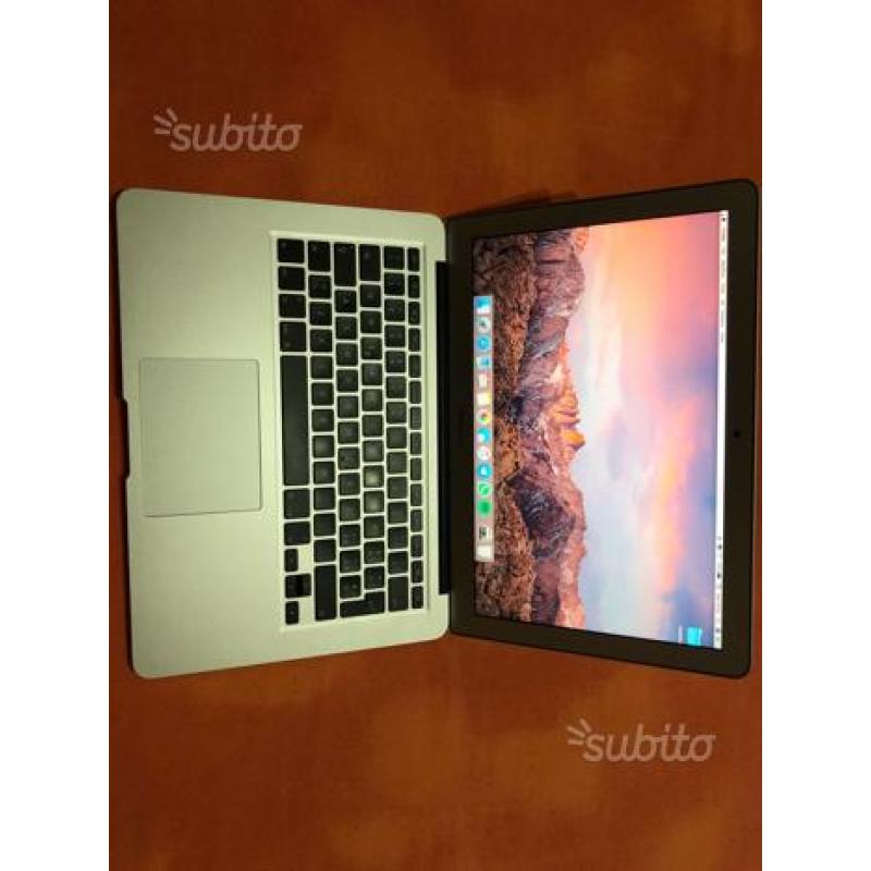 Apple Macbook Air 13" 2014